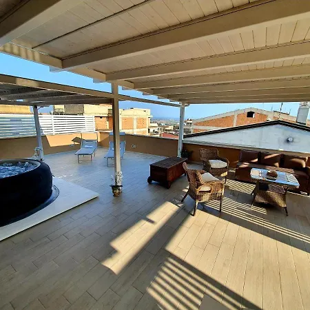 Apartahotel Boutique House Anna Franzo 3*