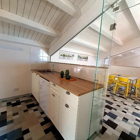 شقة فندقية Boutique House Anna Franzo 3*