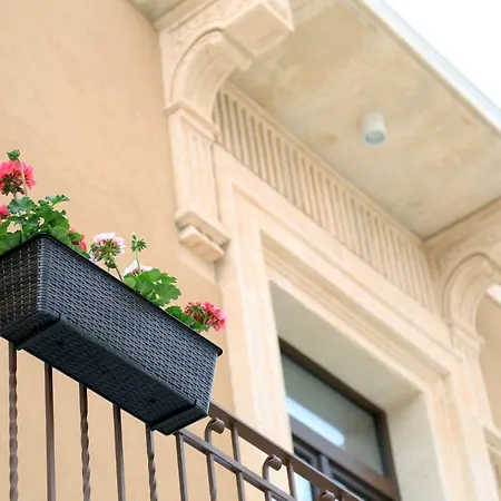 Boutique House Anna Franzo 3* إيسبيكا