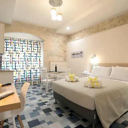 Aparthotel Boutique House Anna Franzo 3*