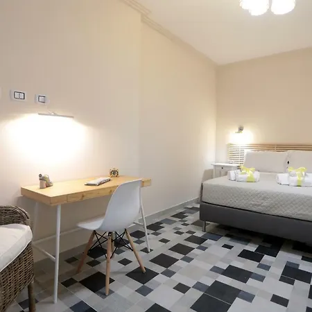 Boutique House Anna Franzo Aparthotel