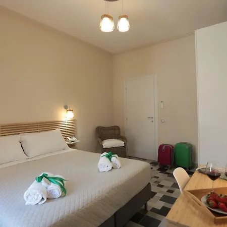 Boutique House Anna Franzo 3* إيسبيكا