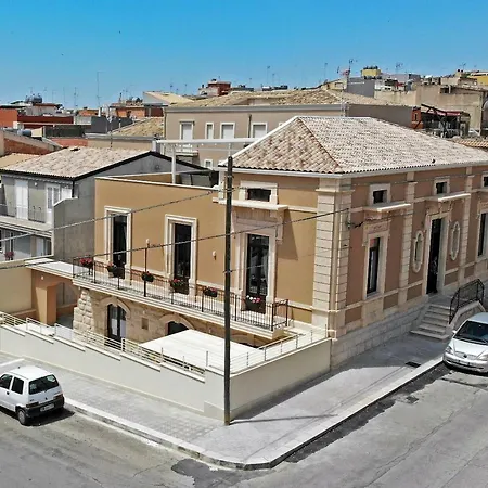 Boutique House Anna Franzo Aparthotel