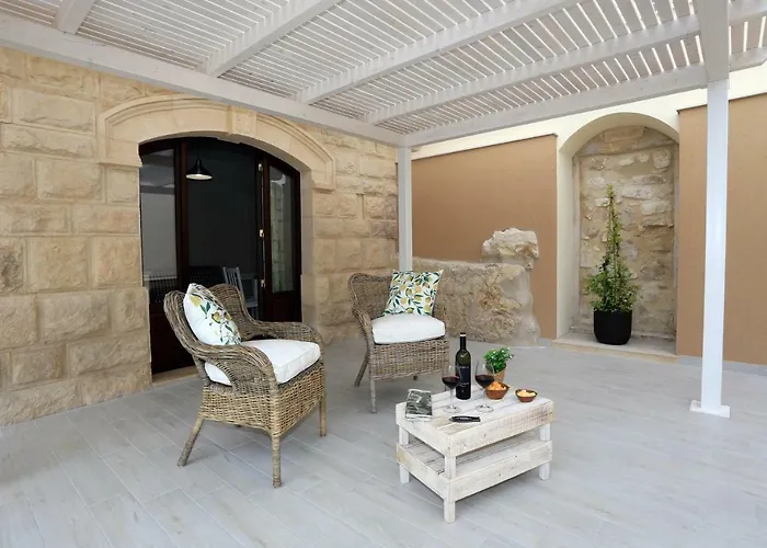 Boutique House Anna Franzo Apartahotel 3*